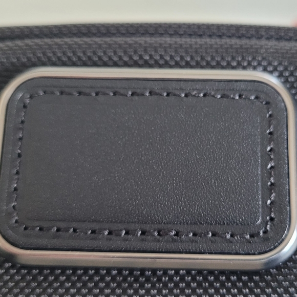 NWT TUMI Alpha Split Travel Kit Black - Picture 7 of 7